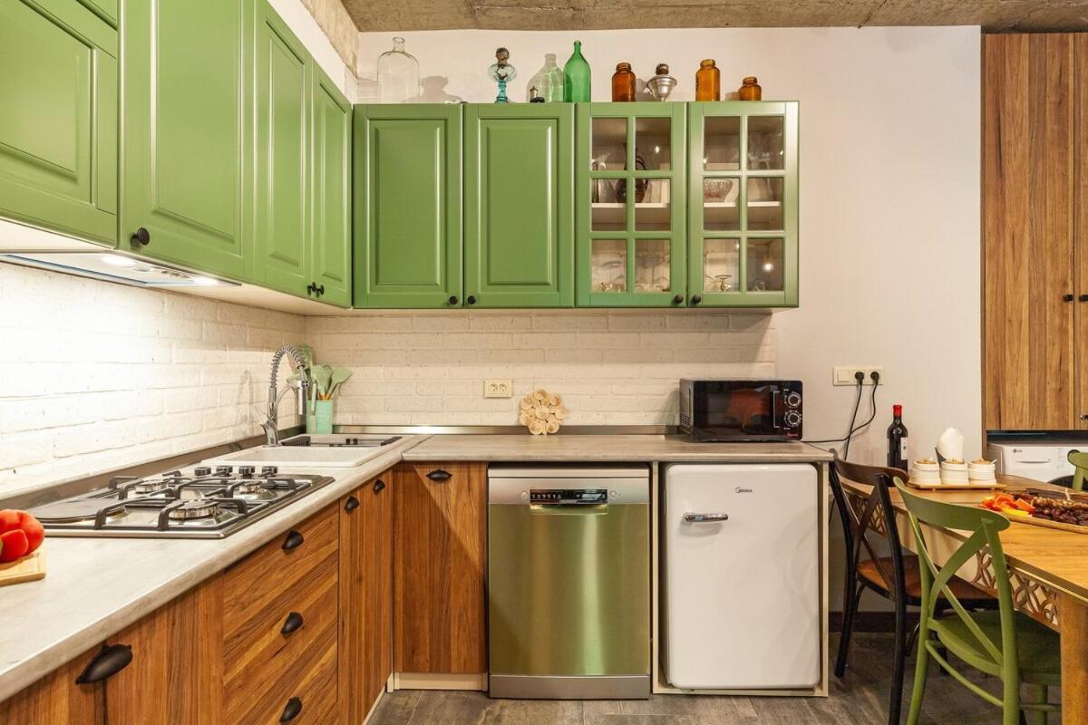 קוטאיסי Veli Group Apartment Near White Bridge ° מראה חיצוני תמונה