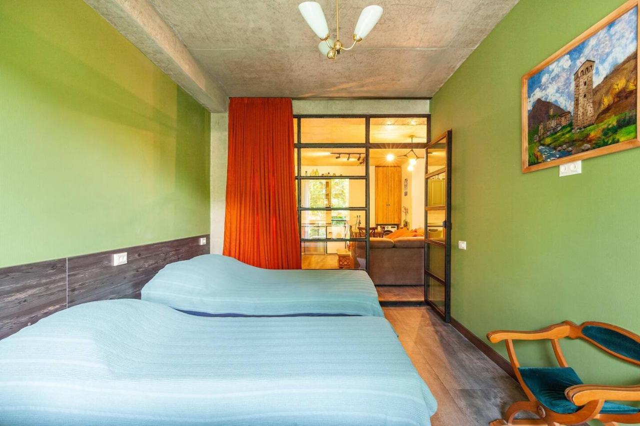 קוטאיסי Veli Group Apartment Near White Bridge ° מראה חיצוני תמונה